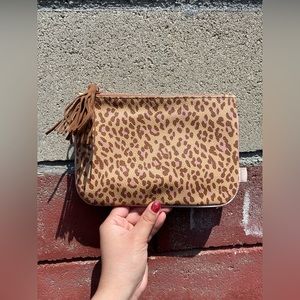 Ipsy Glam Bag Brown and Pink Leopard Tassel 🐆🤎🩷